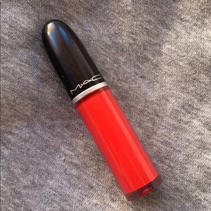 CCSALETILMIDNITE MAC RED JADE RETRO LIPCOLOR